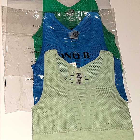 NEW 3 Mono B Sports Bras - Picture 2 of 5